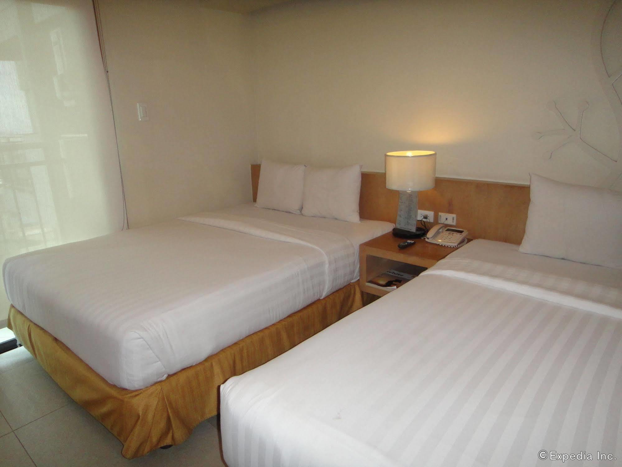 City Suites Ramos Tower Cebu Kültér fotó