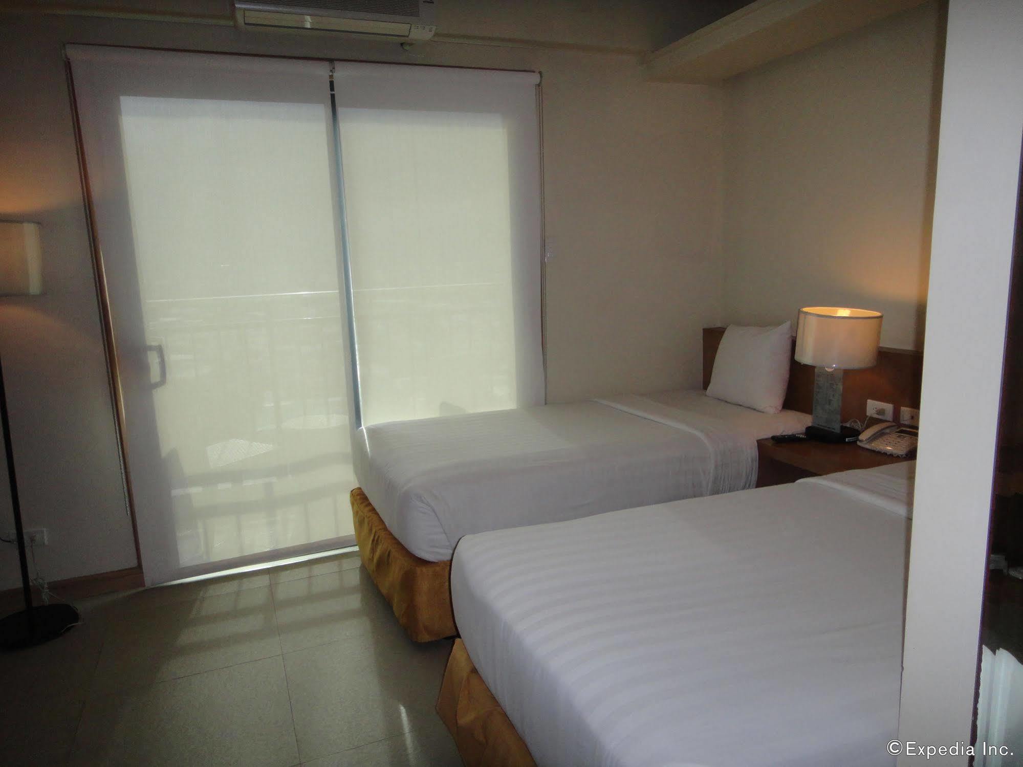 City Suites Ramos Tower Cebu Kültér fotó