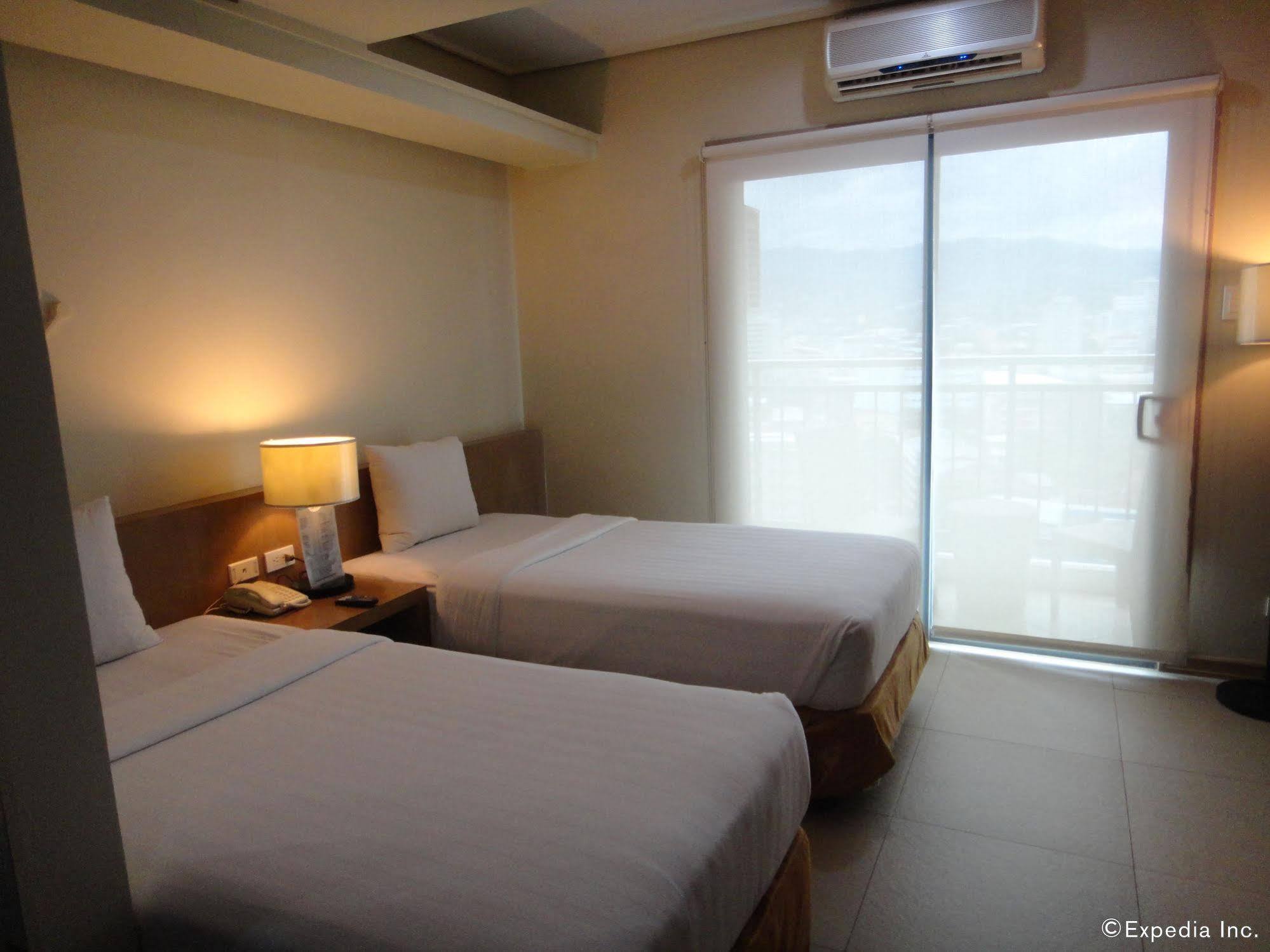 City Suites Ramos Tower Cebu Kültér fotó