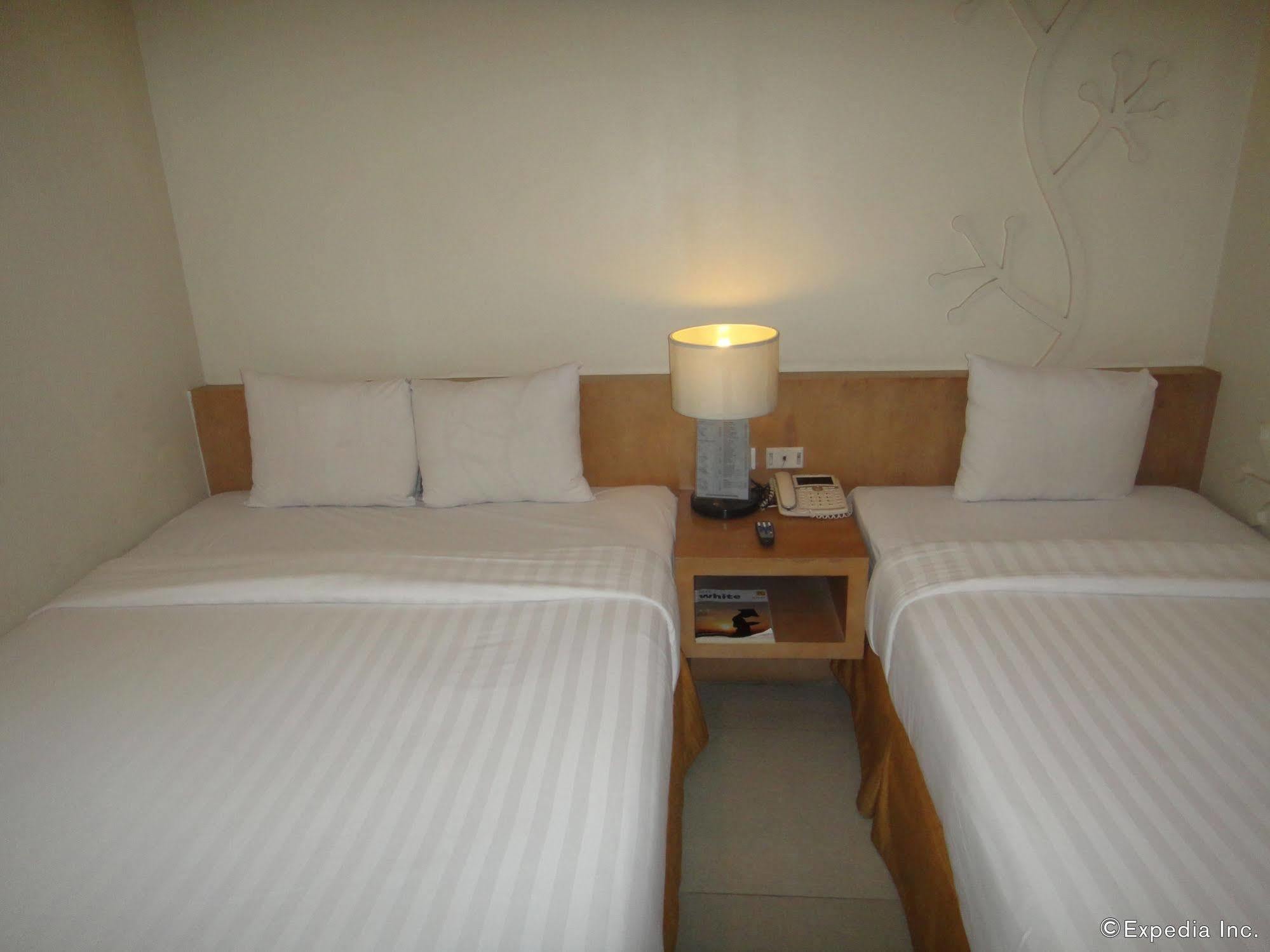 City Suites Ramos Tower Cebu Kültér fotó