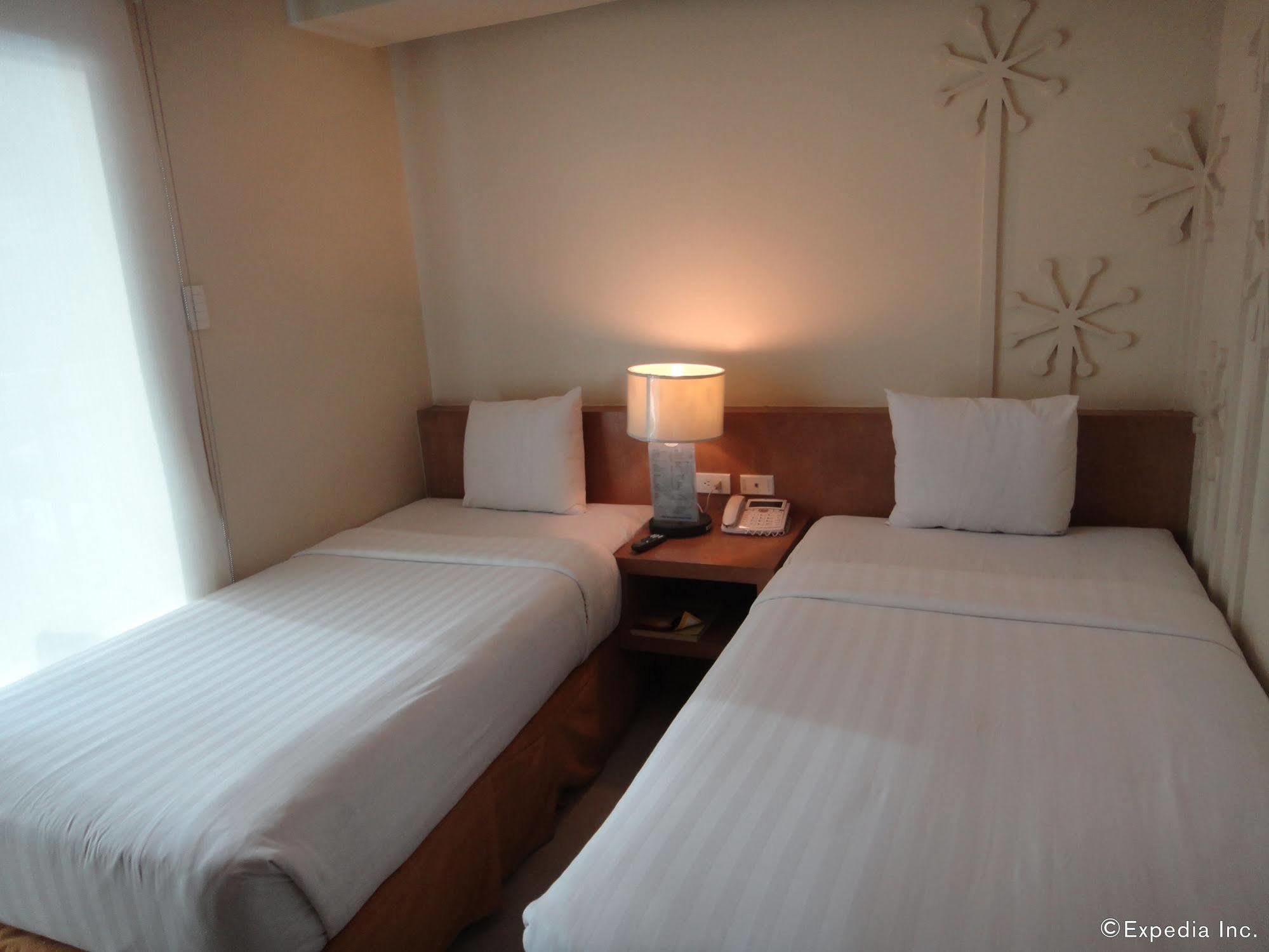 City Suites Ramos Tower Cebu Kültér fotó