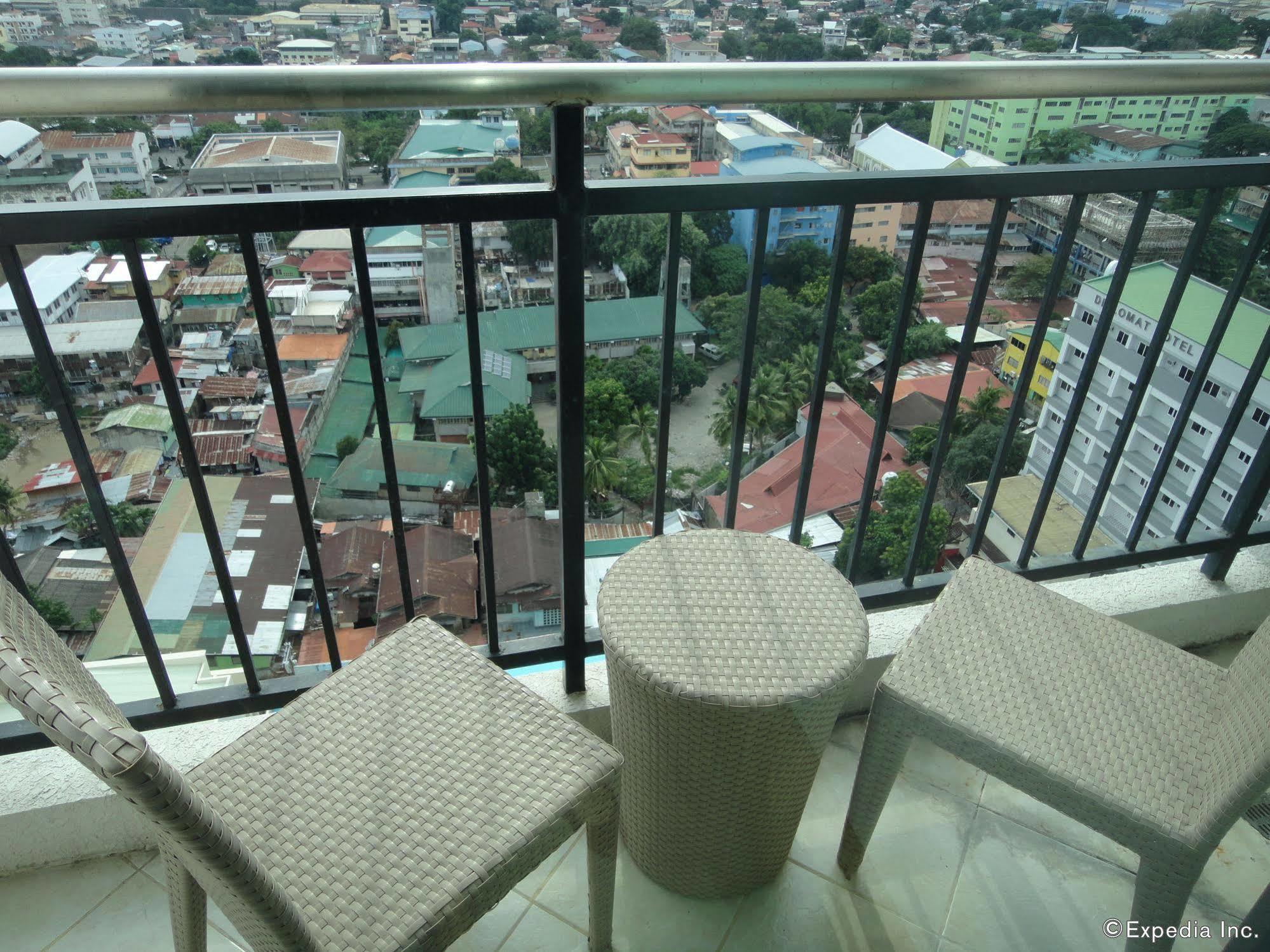 City Suites Ramos Tower Cebu Kültér fotó